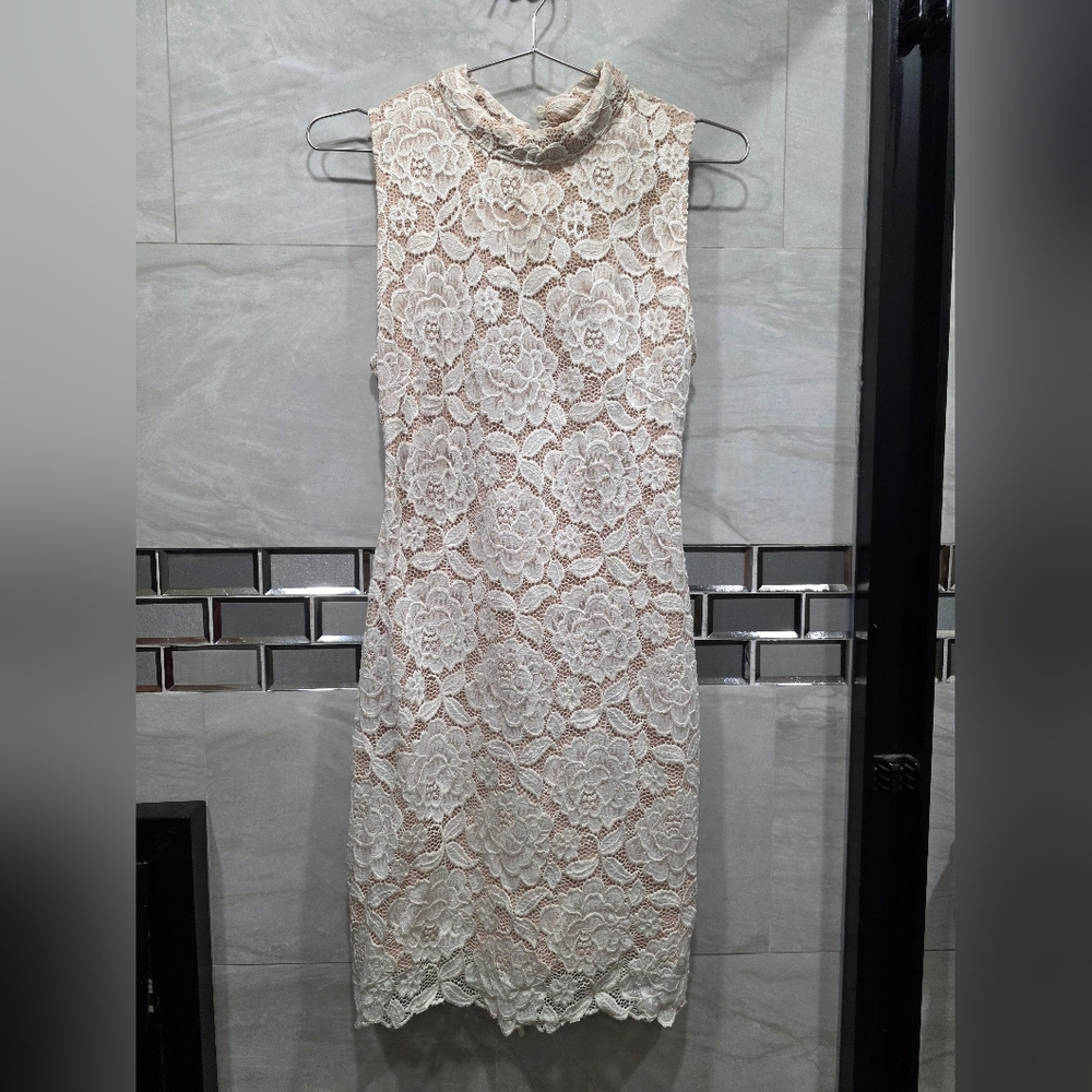 Sans Souci Ivory Lace Midi Dress